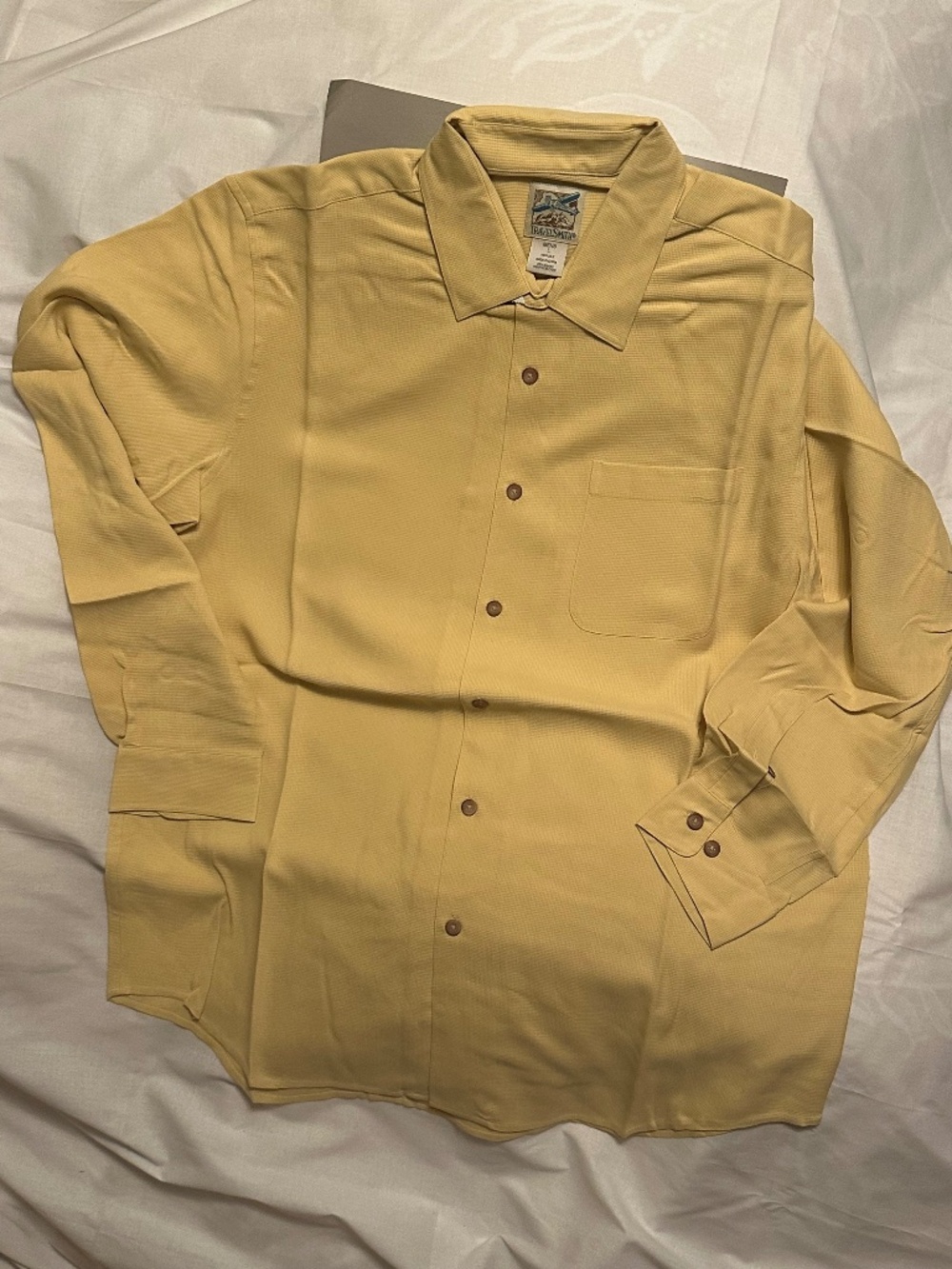 Travel Smith, L, yellow shirt